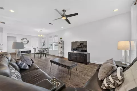 Living - 2818 Bigleaf Maple Dr, Ocoee, FL 34761 photo 2 of 3