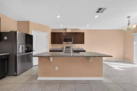 Kitchen - 3042 Bethpage Loop, Mount Dora, FL 32757 photo 2 of 8