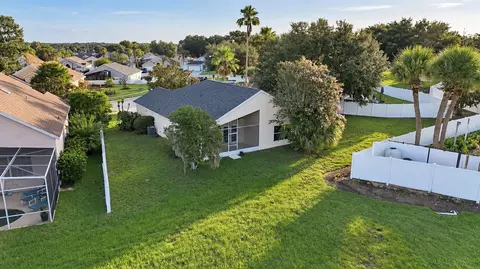 View/Area - 2813 Mayflower Loop, Clermont, FL 34714 photo 4 of 8