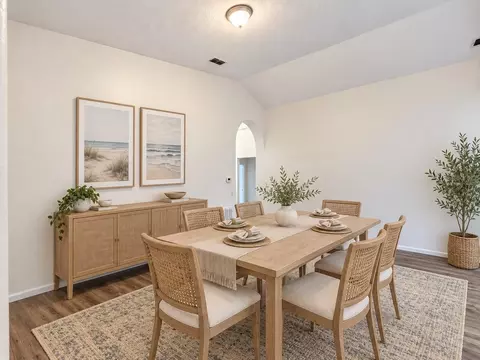 Dining - 2813 Mayflower Loop, Clermont, FL 34714 photo 2 of 3