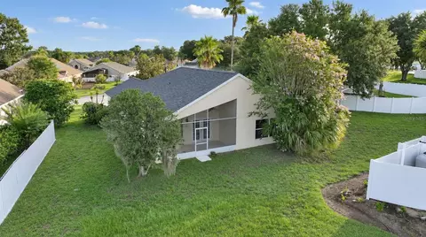 View/Area - 2813 Mayflower Loop, Clermont, FL 34714 photo 3 of 8