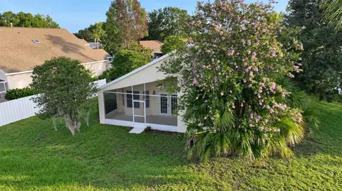 Exterior - 2813 Mayflower Loop, Clermont, FL 34714 photo 5 of 5