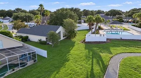 View/Area - 2813 Mayflower Loop, Clermont, FL 34714 photo 5 of 8