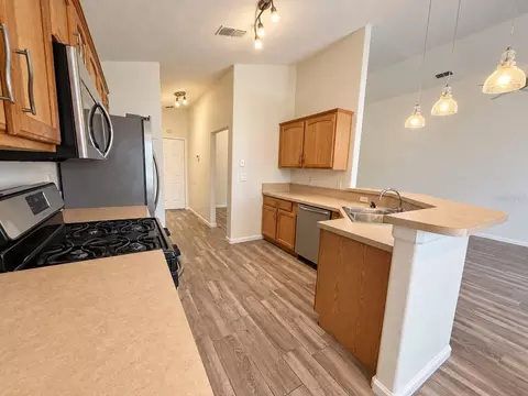 Kitchen - 2813 Mayflower Loop, Clermont, FL 34714 photo 1 of 4
