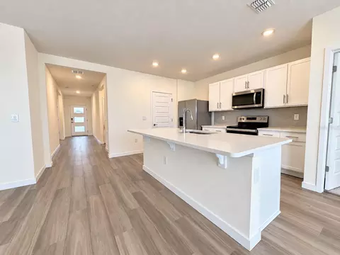 Entry Way - 405 Chayne Pl, Saint Cloud, FL 34771 photo 1 of 2