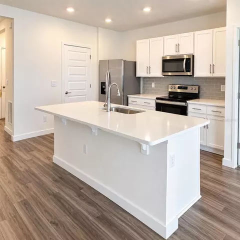 Kitchen - 405 Chayne Pl, Saint Cloud, FL 34771 photo 1 of 2
