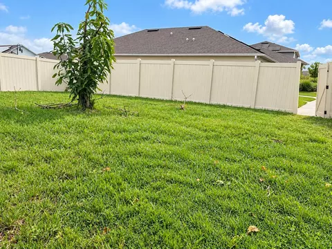 Exterior - 405 Chayne Pl, Saint Cloud, FL 34771 photo 3 of 6