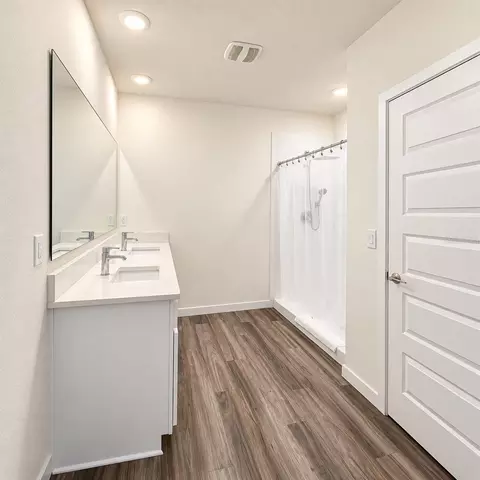 Bath - 405 Chayne Pl, Saint Cloud, FL 34771 photo 1 of 2