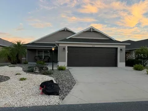 2141 Locklin Ln, The Villages, FL 32163