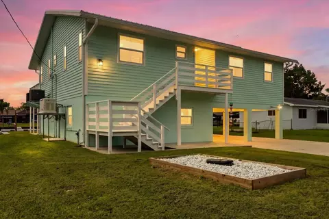 2060 NW 19th St, Crystal River, FL 34428