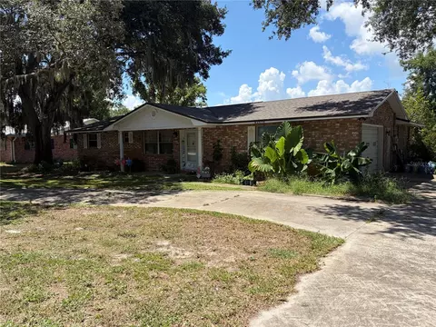 34205 Radio Rd, Leesburg, FL 34788