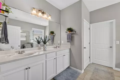 Bath - 4036 Brookshire Cir, Eustis, FL 32736 photo 1 of 6
