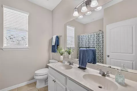Bath - 4036 Brookshire Cir, Eustis, FL 32736 photo 4 of 6