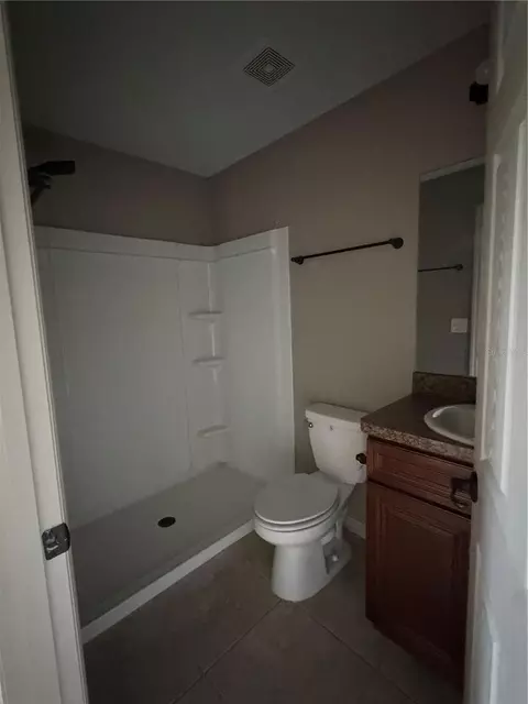 Bath - 5713 SW 128th Pl, Ocala, FL 34473 photo 1 of 2