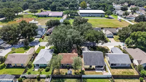 View/Area - 2670 Winchester Cir, Eustis, FL 32726 photo 2 of 3