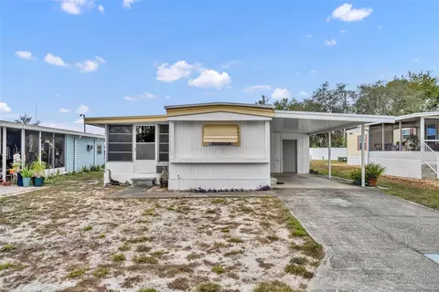 11 Hawaiian Way, Leesburg, FL 34788