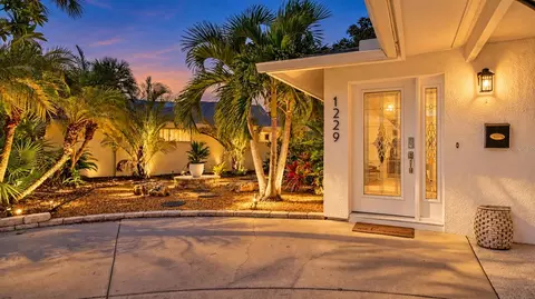 1229 Moonmist Cir #P6, Sarasota, FL 34242