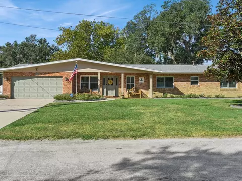 Undisclosed, Fruitland Park, FL 34731