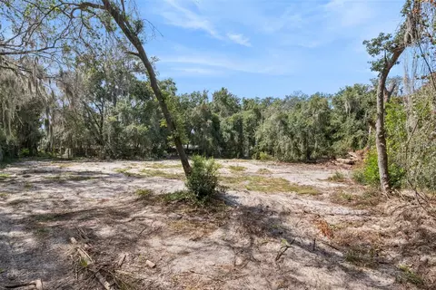 Bethune Street, Leesburg, FL 34788
