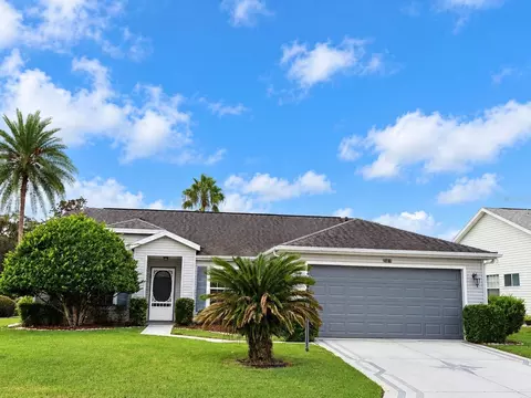 25419 Crestwater Drive Dr, Leesburg, FL 34748