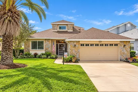 3210 Saratoga Dr, Tavares, FL 32778