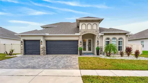 489 Avila Pl, Howey In The Hills, FL 34737