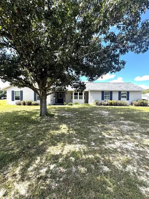 40101 Bowtie Dr, Lady Lake, FL 32159