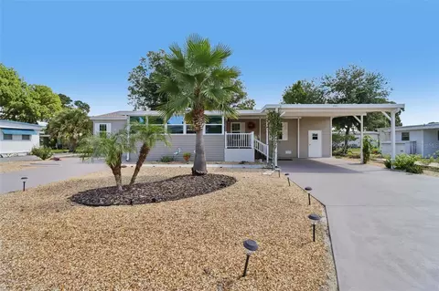 2745 Vindale Rd, Tavares, FL 32778