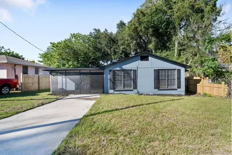1518 Crest Ave, Leesburg, FL 34748
