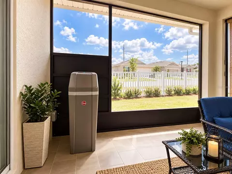 Exterior - 2303 Jagger Ln, Winter Haven, FL 33880 photo 4 of 5
