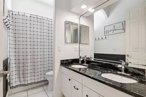 Bath - 1066 Ceasars Ct, Mount Dora, FL 32757 photo 5 of 7