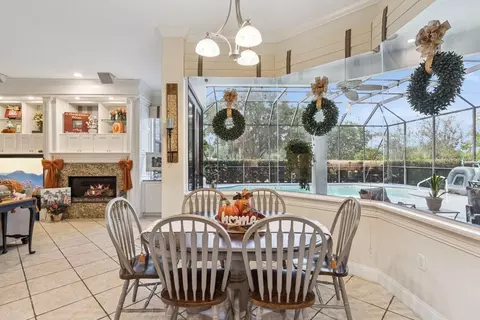 Dining - 1066 Ceasars Ct, Mount Dora, FL 32757 photo 2 of 2