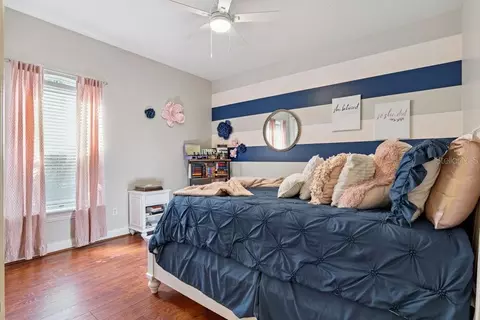 Bedroom - 1066 Ceasars Ct, Mount Dora, FL 32757 photo 3 of 4