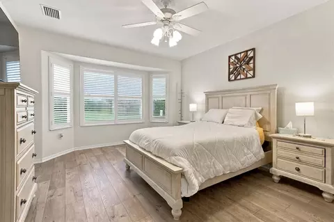 Bedroom - 9561 SE 124th Loop, Summerfield, FL 34491 photo 1 of 5