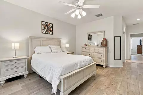 Bedroom - 9561 SE 124th Loop, Summerfield, FL 34491 photo 2 of 5