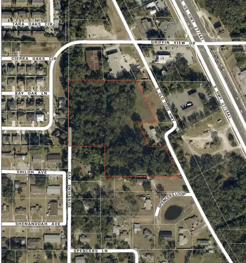 413 Sunshine Ave, Lady Lake, FL 32159