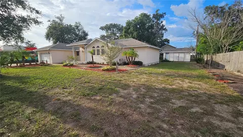 Exterior - 25 E Chesley Ave, Eustis, FL 32726 photo 2 of 8