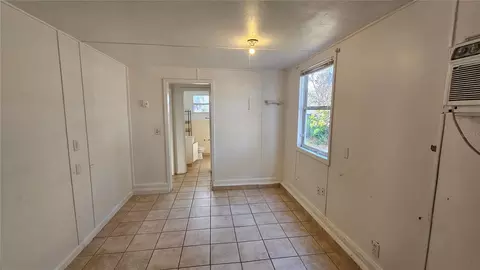 Bedroom - 25 E Chesley Ave, Eustis, FL 32726 photo 7 of 7