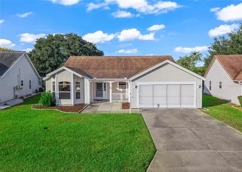 930 Ramos Dr, The Villages, FL 32159