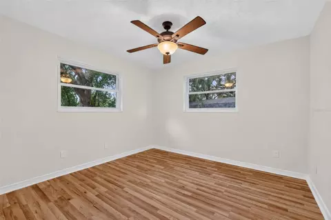 Bedroom - 552 Highland Dr, Eustis, FL 32726 photo 3 of 4