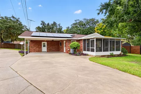 Exterior - 552 Highland Dr, Eustis, FL 32726 photo 2 of 6