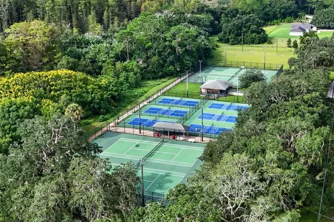 View/Area - 2000 Fairway Dr, Eustis, FL 32726 photo 3 of 8