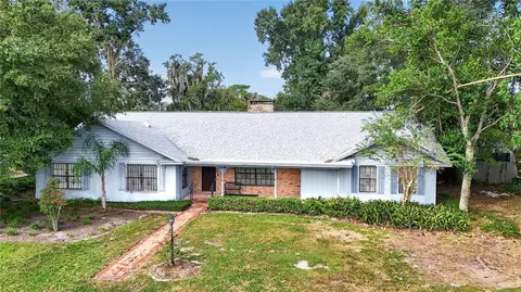Exterior - 2000 Fairway Dr, Eustis, FL 32726 photo 8 of 11