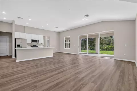 Living - 41428 Royal Trails Rd, Eustis, FL 32736 photo 2 of 3