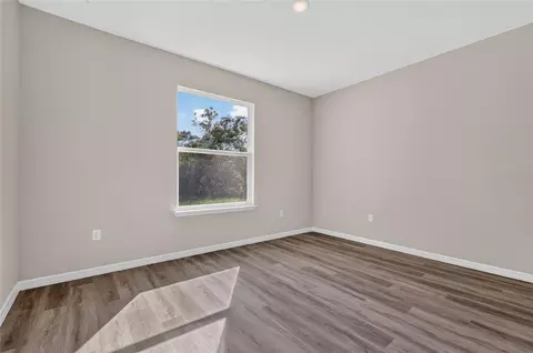 Bedroom - 41428 Royal Trails Rd, Eustis, FL 32736 photo 2 of 3