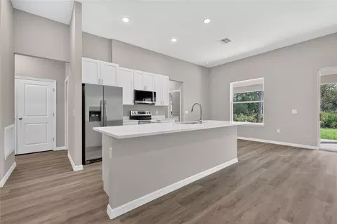 Kitchen - 41428 Royal Trails Rd, Eustis, FL 32736 photo 3 of 3