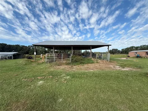 Exterior - 23667 81st Rd, O Brien, FL 32071 photo 7 of 12