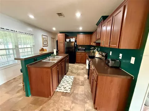Kitchen - 23667 81st Rd, O Brien, FL 32071 photo 3 of 4