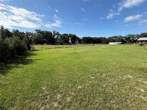 Exterior - 23667 81st Rd, O Brien, FL 32071 photo 11 of 12