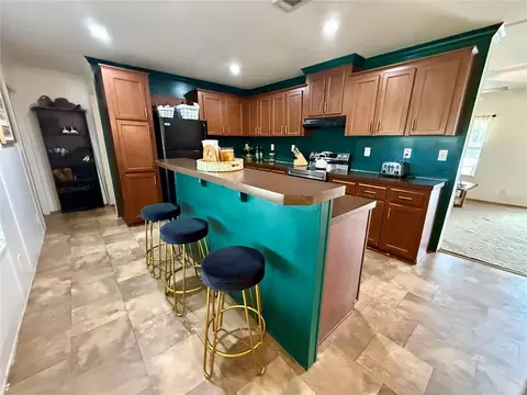 Kitchen - 23667 81st Rd, O Brien, FL 32071 photo 1 of 4